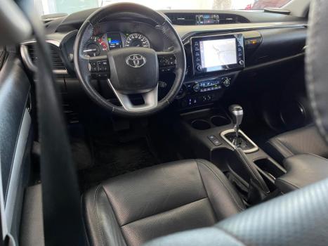 TOYOTA Hilux Caminhonete 2.8 16V SRX 4X4 TURBO DIESEL CABINE DUPLA AUTOMTICO, Foto 7