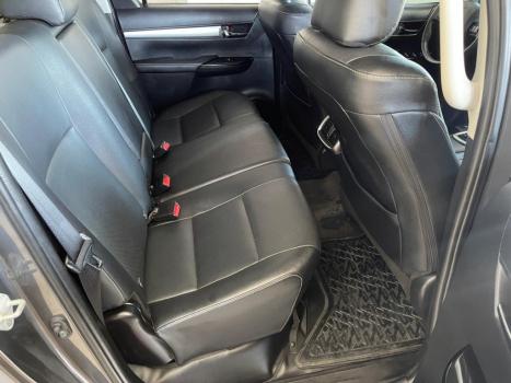 TOYOTA Hilux Caminhonete 2.8 16V SRX 4X4 TURBO DIESEL CABINE DUPLA AUTOMTICO, Foto 15