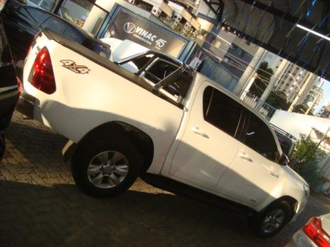 TOYOTA Hilux Caminhonete 2.8 16V SRV 4X4 DIESEL CABINE DUPLA AUTOMTICO, Foto 2