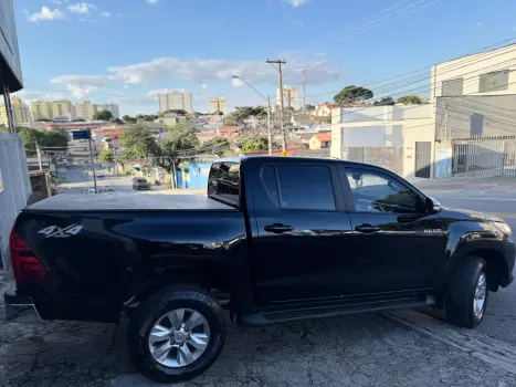 TOYOTA Hilux Caminhonete 2.8 16V SRV 4X4 DIESEL CABINE DUPLA AUTOMTICO, Foto 4