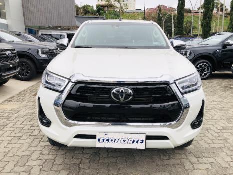 TOYOTA Hilux Caminhonete 2.8 16V SRX 4X4 TURBO DIESEL CABINE DUPLA AUTOMTICO, Foto 2