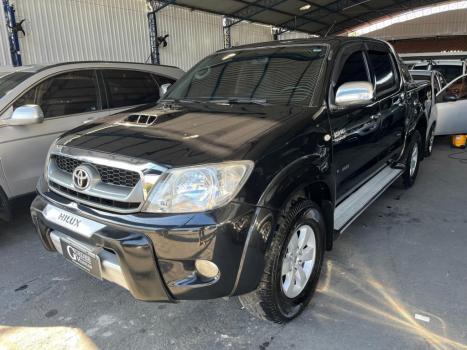 TOYOTA Hilux Caminhonete 3.0 4P 4X4 SRV TURBO DIESEL CABINE DUPLA AUTOMTICO, Foto 2