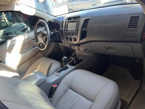 TOYOTA Hilux Caminhonete 3.0 4P 4X4 SRV TURBO DIESEL CABINE DUPLA AUTOMTICO, Foto 5