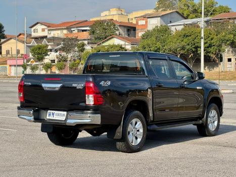 TOYOTA Hilux Caminhonete 2.8 16V SRV 4X4 DIESEL CABINE DUPLA AUTOMTICO, Foto 4