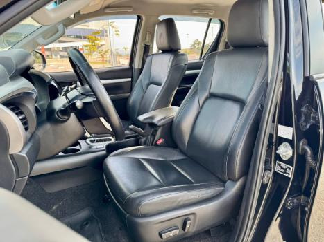 TOYOTA Hilux Caminhonete 2.8 16V SRV 4X4 DIESEL CABINE DUPLA AUTOMTICO, Foto 7