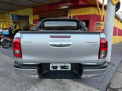 TOYOTA Hilux Caminhonete 2.8 16V SRX 4X4 DIESEL CABINE DUPLA AUTOMTICO, Foto 6