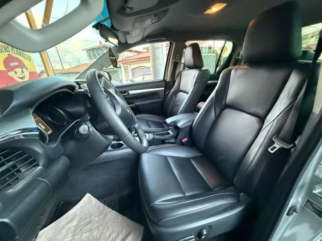 TOYOTA Hilux Caminhonete 2.8 16V SRX 4X4 DIESEL CABINE DUPLA AUTOMTICO, Foto 9