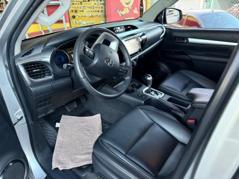 TOYOTA Hilux Caminhonete 2.8 16V SRX 4X4 DIESEL CABINE DUPLA AUTOMTICO, Foto 15