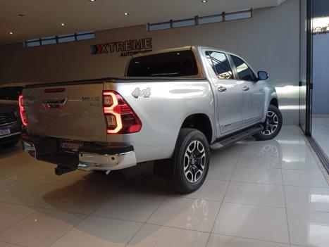 TOYOTA Hilux Caminhonete 2.8 16V 4P SRX DIESEL CABINE DUPLA, Foto 3