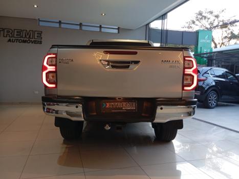 TOYOTA Hilux Caminhonete 2.8 16V 4P SRX DIESEL CABINE DUPLA, Foto 4