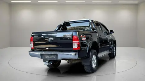 TOYOTA Hilux Caminhonete 3.0 16V 4P 4X4 SRV TURBO DIESEL CABINE DUPLA AUTOMTICO, Foto 4