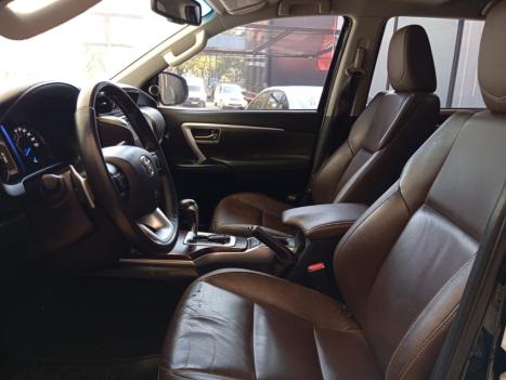 TOYOTA Hilux SW4 2.8 16V 4P SRX 4X4 7 LUGARES TURBO DIESEL AUTOMTICO, Foto 6