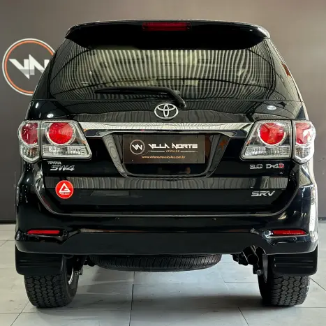 TOYOTA Hilux SW4 3.0 16V 4P SRV 4X4 TURBO DIESEL AUTOMTICO, Foto 5