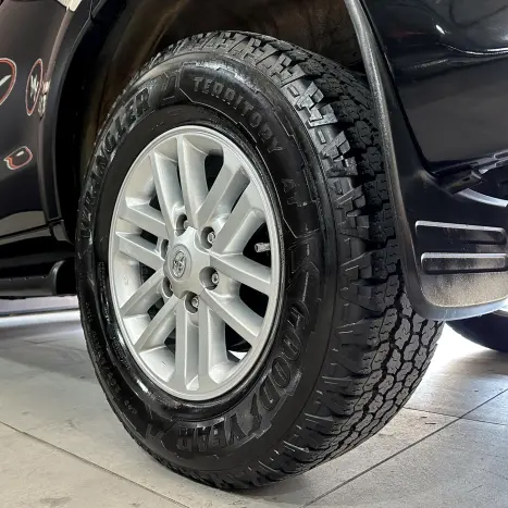 TOYOTA Hilux SW4 3.0 16V 4P SRV 4X4 TURBO DIESEL AUTOMTICO, Foto 7