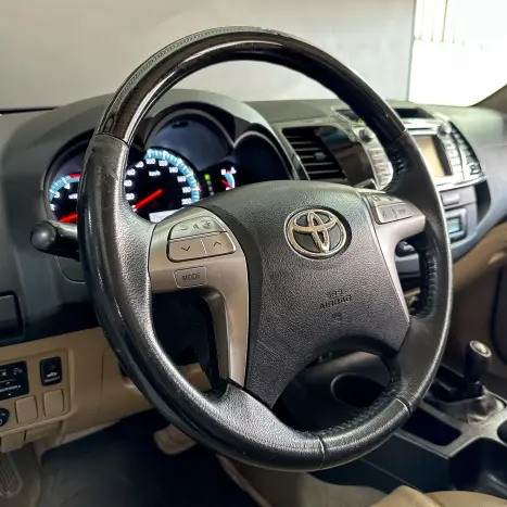 TOYOTA Hilux SW4 3.0 16V 4P SRV 4X4 TURBO DIESEL AUTOMTICO, Foto 20
