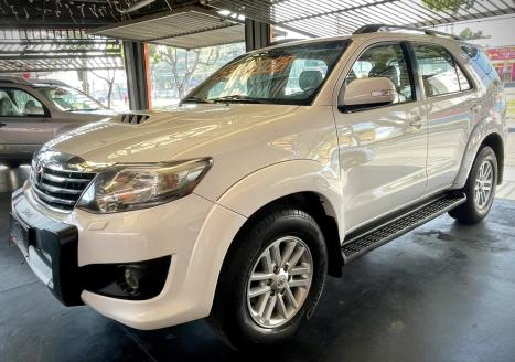 TOYOTA Hilux SW4 3.0 16V 4P SRV 4X4 TURBO DIESEL AUTOMTICO, Foto 2