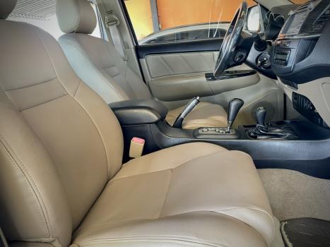 TOYOTA Hilux SW4 3.0 16V 4P SRV 4X4 TURBO DIESEL AUTOMTICO, Foto 18