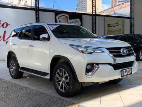 TOYOTA Hilux SW4 3.4 V6 24V 4P AUTOMTICO, Foto 3