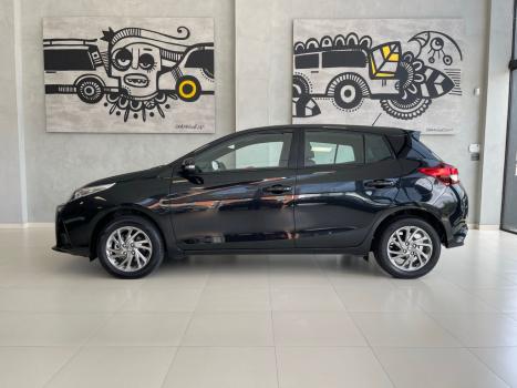 TOYOTA Yaris Hatch 1.5 16V 4P FLEX XS MULTIDRIVE AUTOMTICO CVT, Foto 6