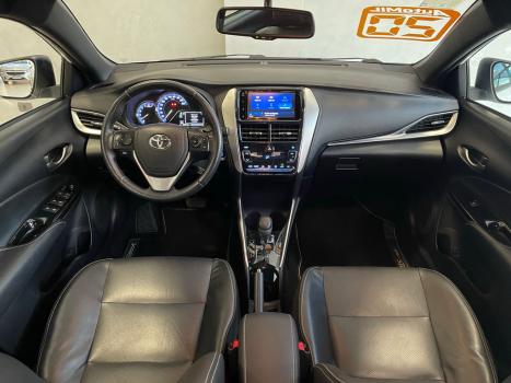 TOYOTA Yaris Hatch 1.5 16V 4P FLEX X WAY MULTIDRIVE AUTOMTICO CVT, Foto 9