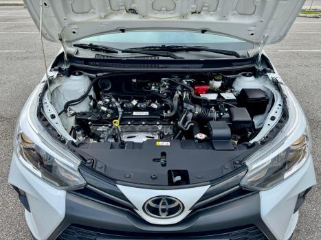 TOYOTA Yaris Sedan 1.5 16V 4P FLEX XS CONNECT MULTIDRIVE AUTOMTICO CVT, Foto 12