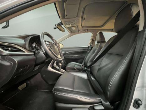 TOYOTA Yaris Sedan 1.5 16V 4P FLEX XLS CONNECT MULTIDRIVE AUTOMTICO CVT, Foto 8
