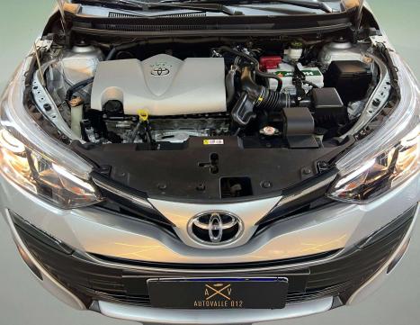 TOYOTA Yaris Sedan 1.5 16V 4P FLEX XLS CONNECT MULTIDRIVE AUTOMTICO CVT, Foto 19