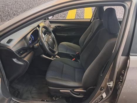 TOYOTA Yaris Sedan 1.5 16V 4P FLEX XL MULTIDRIVE AUTOMTICO CVT, Foto 6
