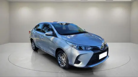 TOYOTA Yaris Sedan 1.5 16V 4P FLEX XS CONNECT MULTIDRIVE AUTOMTICO CVT, Foto 2