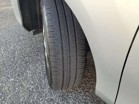 TOYOTA Yaris Sedan 1.5 16V 4P FLEX XS CONNECT MULTIDRIVE AUTOMTICO CVT, Foto 17