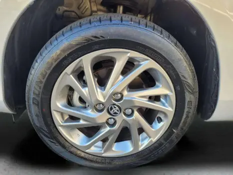 TOYOTA Yaris Sedan 1.5 16V 4P FLEX XS CONNECT MULTIDRIVE AUTOMTICO CVT, Foto 19