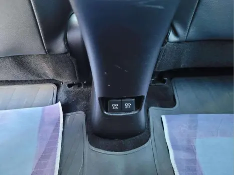 TOYOTA Yaris Sedan 1.5 16V 4P FLEX XS CONNECT MULTIDRIVE AUTOMTICO CVT, Foto 21