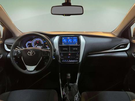 TOYOTA Yaris Sedan 1.5 16V 4P FLEX XL PLUS TECH MULTIDRIVE AUTOMTICO CVT, Foto 8