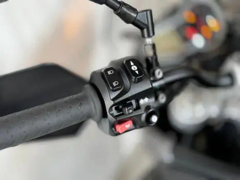 TRIUMPH Tiger 800 XR, Foto 11