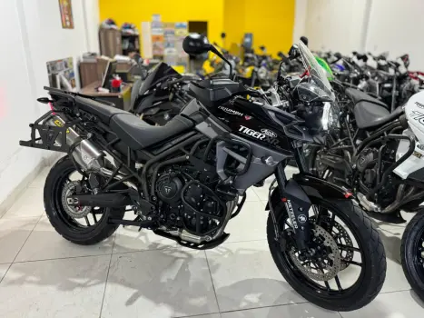 TRIUMPH Tiger 800 XR, Foto 1