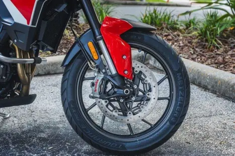 TRIUMPH Tiger 900 GT , Foto 7