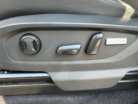 VOLKSWAGEN Amarok 3.0 V6 CABINE DUPLA HIGHLINE 4X4 TURBO INTERCOOLER AUTOMTICO, Foto 8
