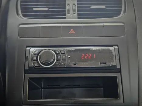 VOLKSWAGEN Fox 1.6 4P PLUS FLEX, Foto 5