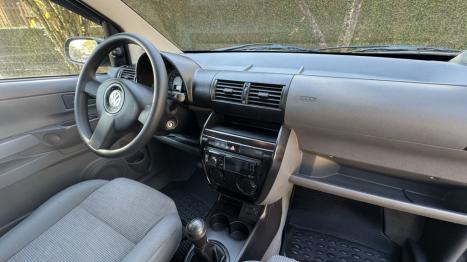 VOLKSWAGEN Fox 1.6 4P, Foto 8