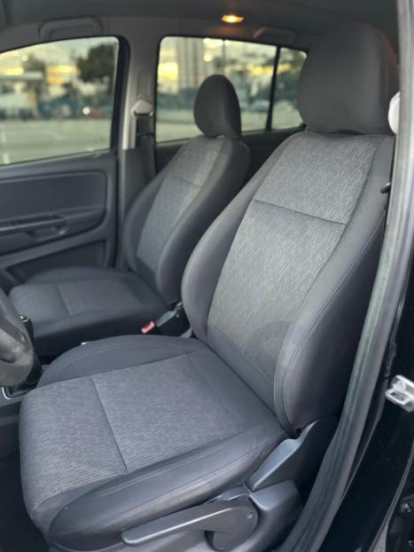 VOLKSWAGEN Fox 1.6 4P, Foto 9