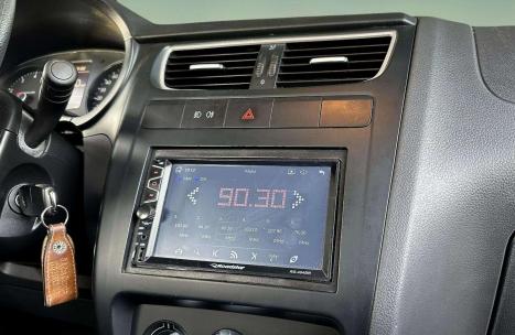 VOLKSWAGEN Fox 1.6 4P FLEX, Foto 15