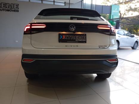 VOLKSWAGEN Nivus 1.0 4P FLEX 200 TSI COMFORTLINE TURBO AUTOMTICO, Foto 4