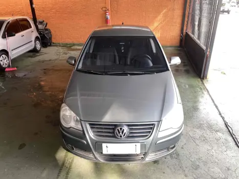 VOLKSWAGEN Polo Sedan 1.6 4P COMFORTLINE FLEX, Foto 1