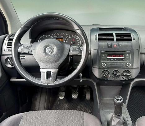 VOLKSWAGEN Polo Sedan 1.6 4P, Foto 9