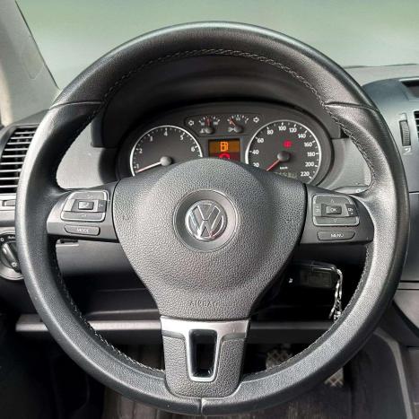 VOLKSWAGEN Polo Sedan 1.6 4P, Foto 10