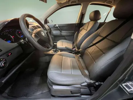 VOLKSWAGEN Polo Sedan 1.6 4P, Foto 12