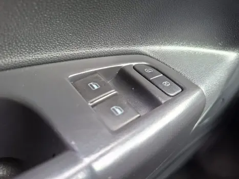 VOLKSWAGEN Saveiro 1.6 FLEX MSI ROBUST CABINE SIMPLES, Foto 9