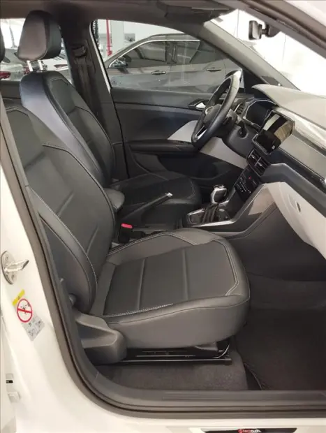 VOLKSWAGEN T-Cross 1.4 4P 250 TSI FLEX HIGHLINE AUTOMTICO, Foto 10