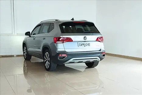 VOLKSWAGEN Taos 1.4 16V 4P FLEX 250 TSI HIGHLINE AUTOMTICO, Foto 16