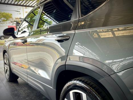 VOLKSWAGEN Taos 1.4 16V 4P FLEX 250 TSI HIGHLINE AUTOMTICO, Foto 8